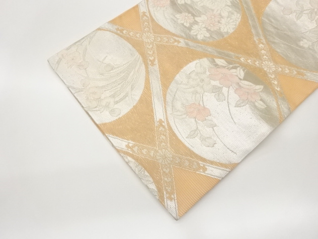  襷に花丸模様織出し袋帯